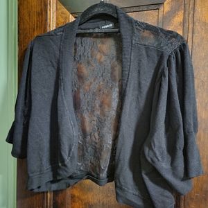 Torrid black lace crop cardigan, size 4x